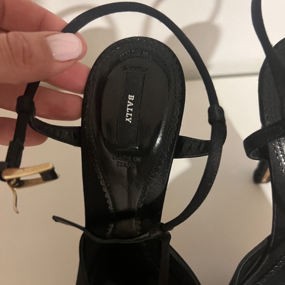 Bally heels - Picture 2 of 6